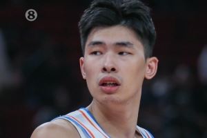 邹阳：只要有实力就肯定有机会 杨曦皓没问题 我相信他