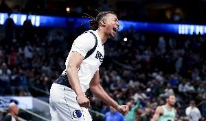 媒体人：今年夏天曾有CBA球队与摩西-布朗接触密切